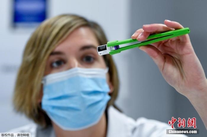 資料圖：比利時醫(yī)護人員正在準備新冠疫苗接種工作。