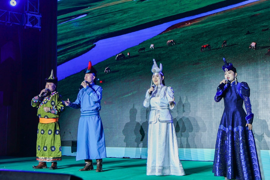 1682492360407683.jpg R6__0161-opq418173835.jpg