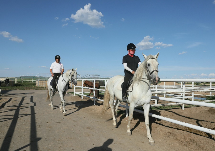 1690303387467755.jpg 7O5A1937.jpg