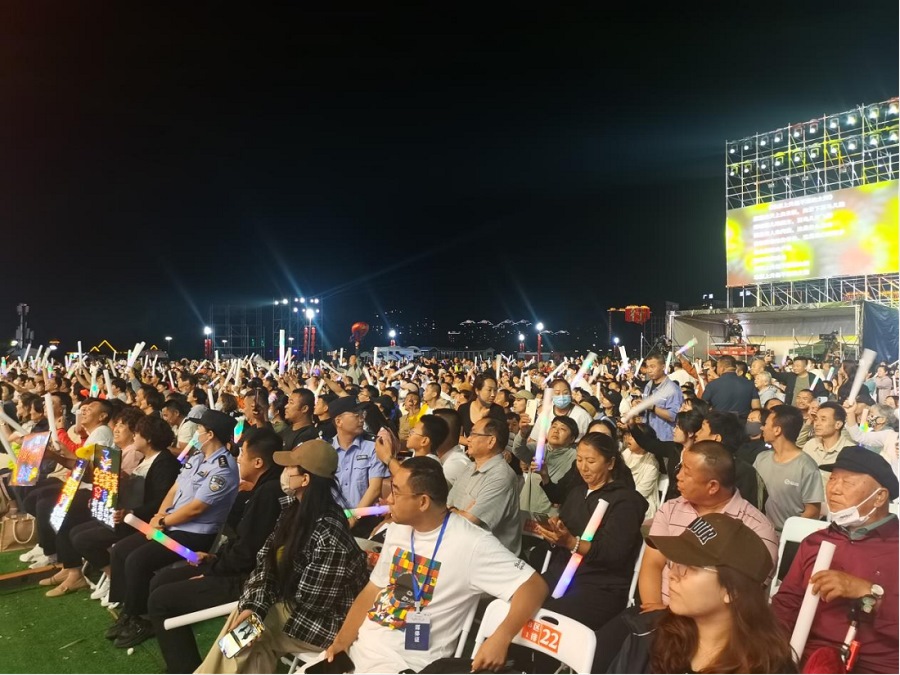 “如七而遇 相思烏海”這場(chǎng)七夕主題音樂(lè)會(huì)甜出圈665.png