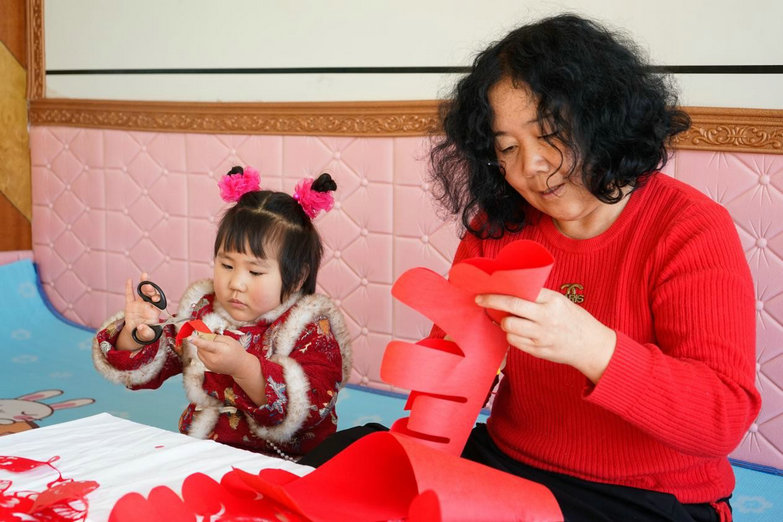 1737552493216105.jpg 剪紙1.jpg