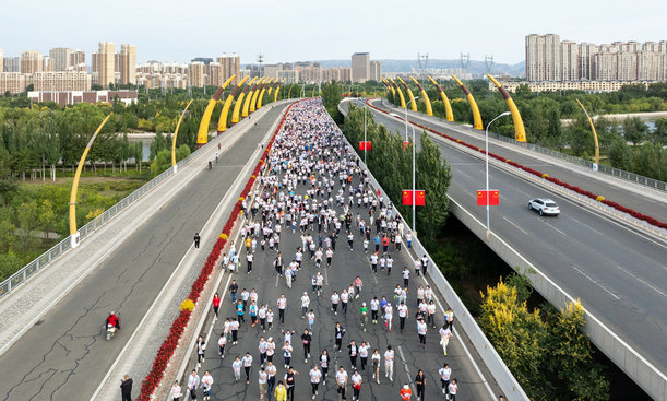 1758429448316283.jpg 馬拉松1.jpg