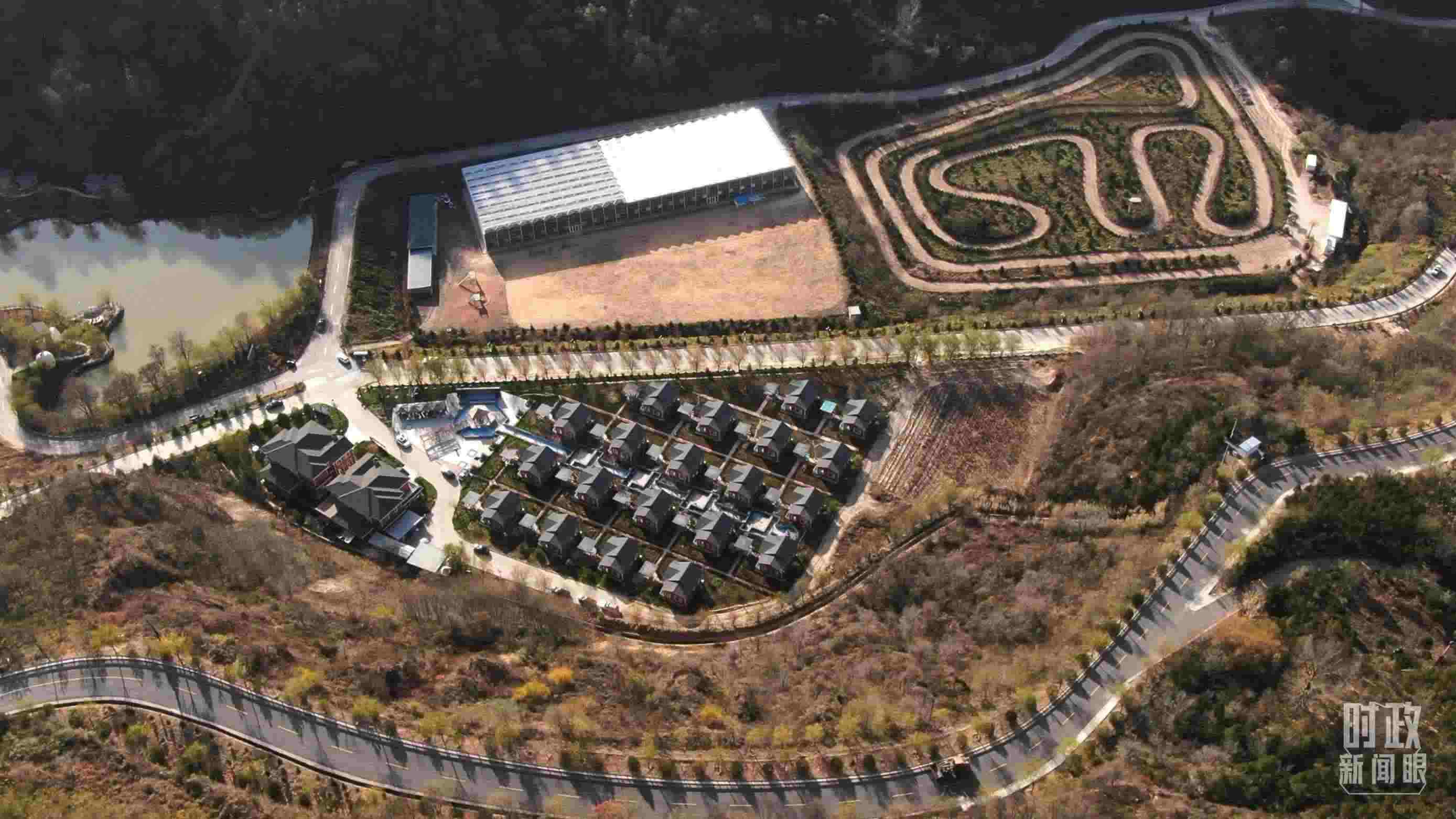 △延安市安塞區(qū)高橋鎮(zhèn)南溝村。2022年10月，總書記曾到這里考察調(diào)研。（總臺記者劉海濤、錢金庫拍攝）