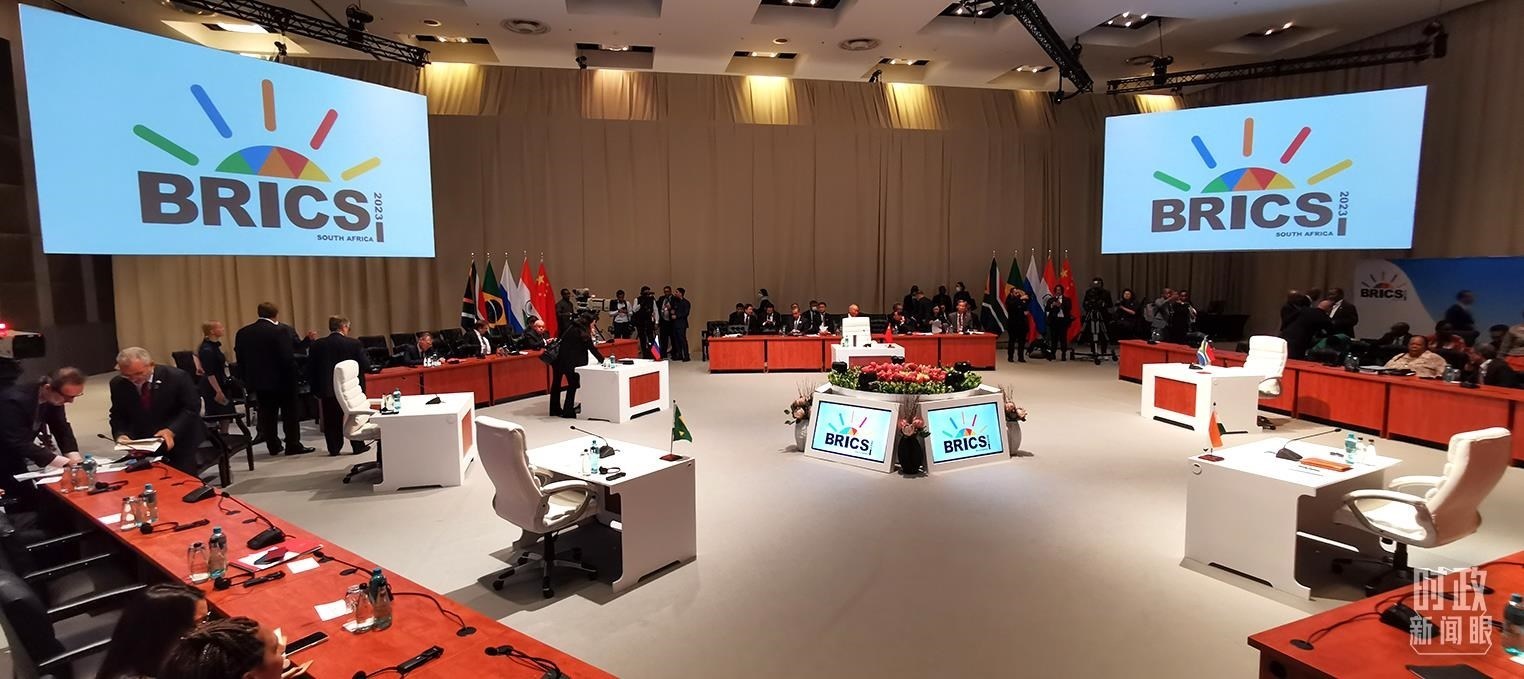 △23日上午，金磚國家領導人第十五次會晤在這里舉行。這是會晤開始前的場景。（總臺央視記者李錚拍攝）