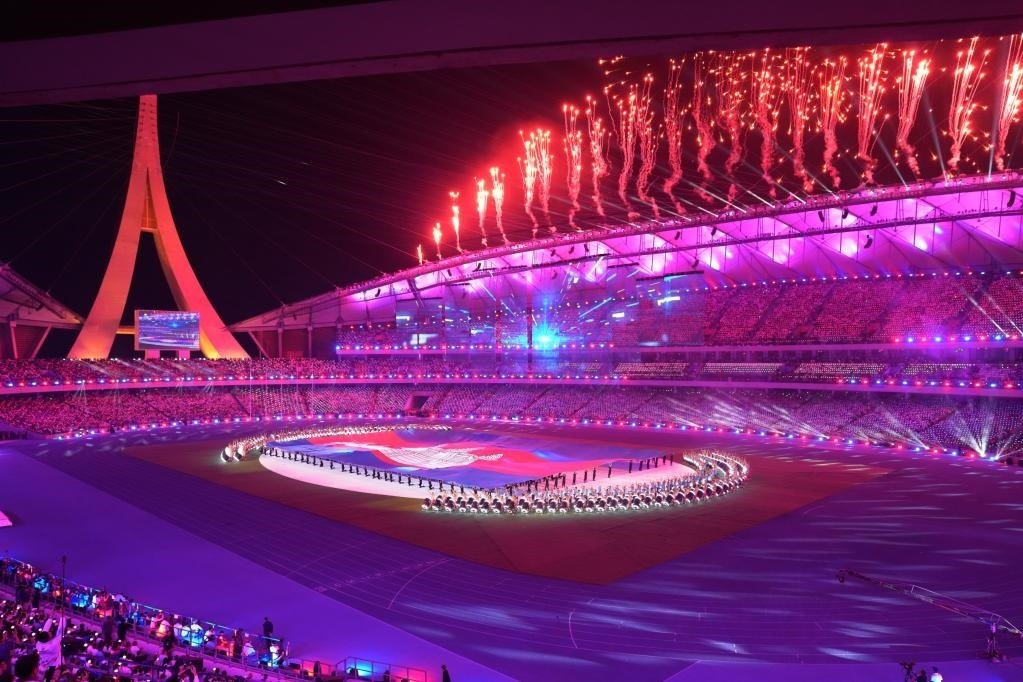 5月5日，第32屆東南亞運(yùn)動(dòng)會(huì)在柬埔寨首都金邊的國(guó)家體育場(chǎng)開幕。