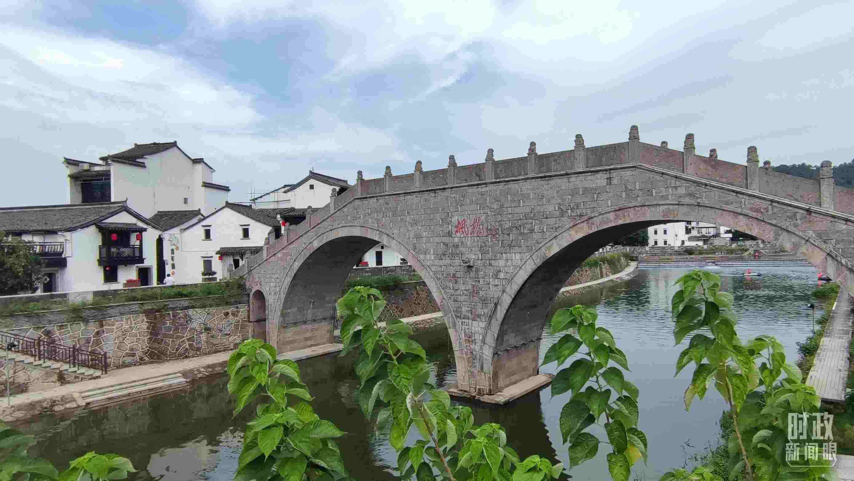 △楓橋古鎮(zhèn)。（總臺(tái)央視記者耿小龍拍攝）