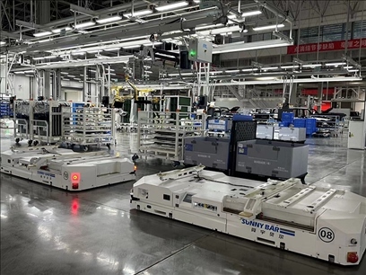 新能源汽車智能生產(chǎn)線。人民網(wǎng) 王紹紹攝