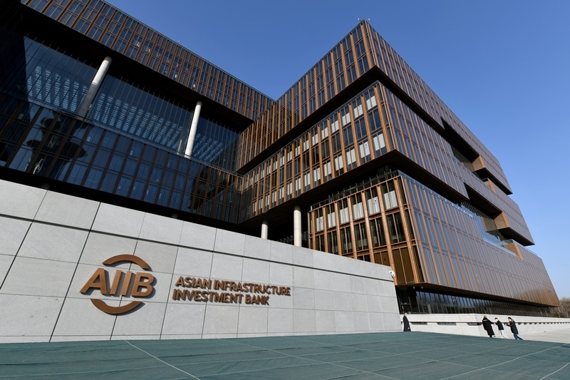 這是位于北京朝陽區(qū)的亞洲基礎(chǔ)設(shè)施投資銀行總部大樓。