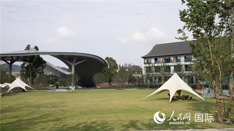 安吉露營地。人民網(wǎng) 彭昱凱攝