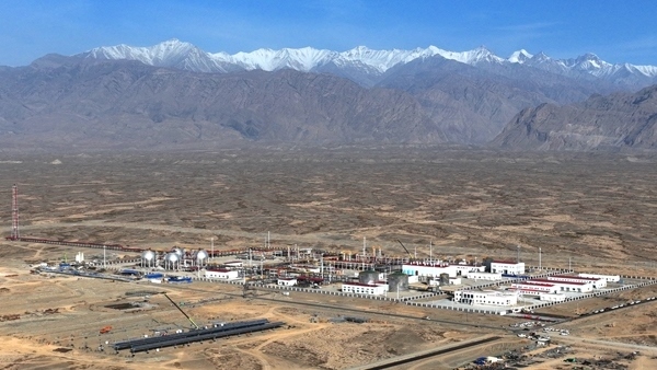 塔里木油田博孜天然氣處理廠。陳士兵 攝