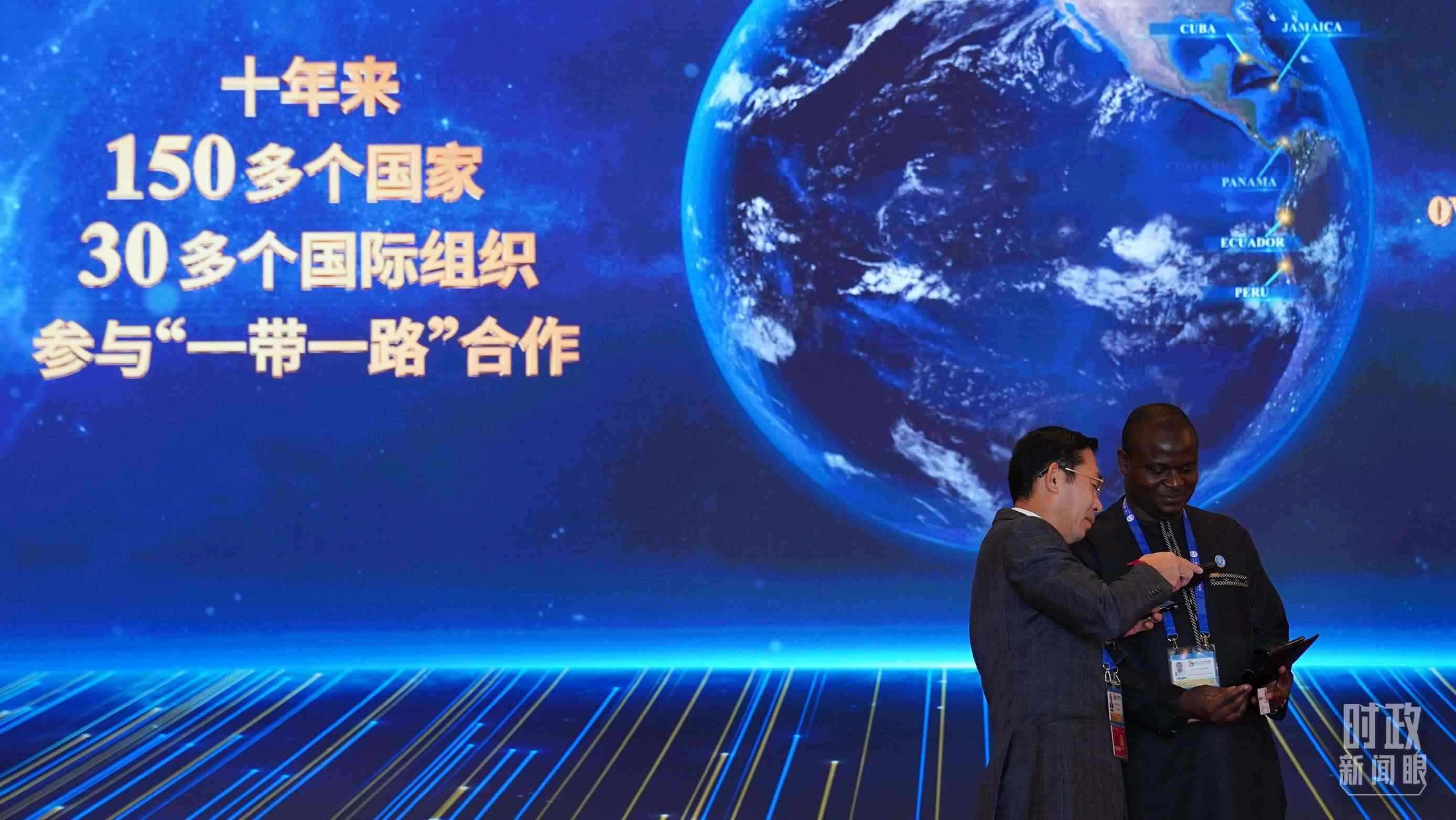 △“一帶一路”助力許多發(fā)展中國家加快邁向現(xiàn)代化的步伐。（總臺國廣記者李晉拍攝）