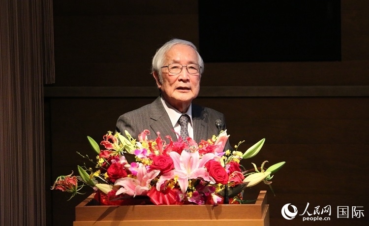 日中科學(xué)技術(shù)交流協(xié)會(huì)會(huì)長(zhǎng)山脅道夫致辭。人民網(wǎng) 許可攝