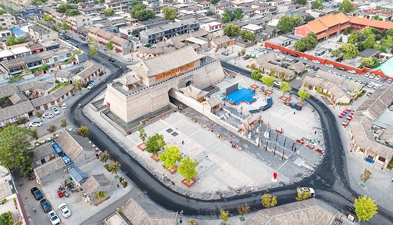 2022年9月8日，航拍河北正定古城陽和樓與正定歷史文化街。