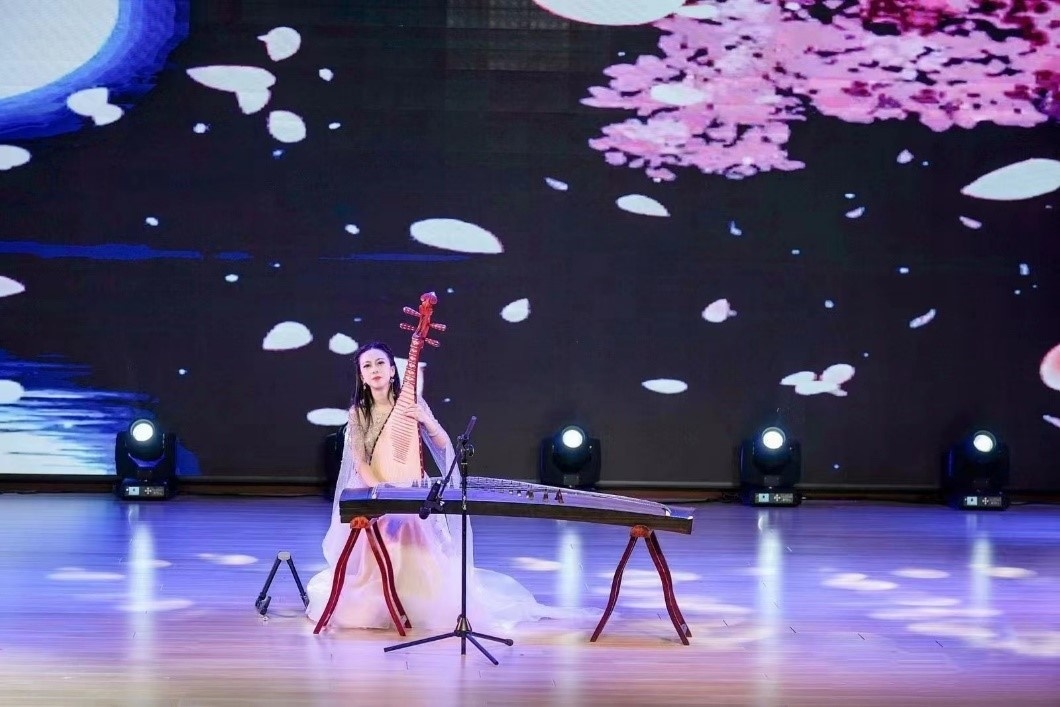 聯(lián)歡晚會(huì)現(xiàn)場(chǎng)。（主辦方供圖）