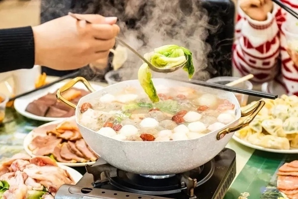 華南理工大學(xué)推出火鍋年夜飯。校方供圖