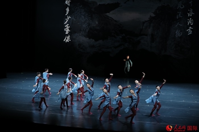 《詩憶東坡》美國巡演將持續(xù)2周，在華盛頓、紐約進行共計8場演出。人民網(wǎng)記者 李志偉攝