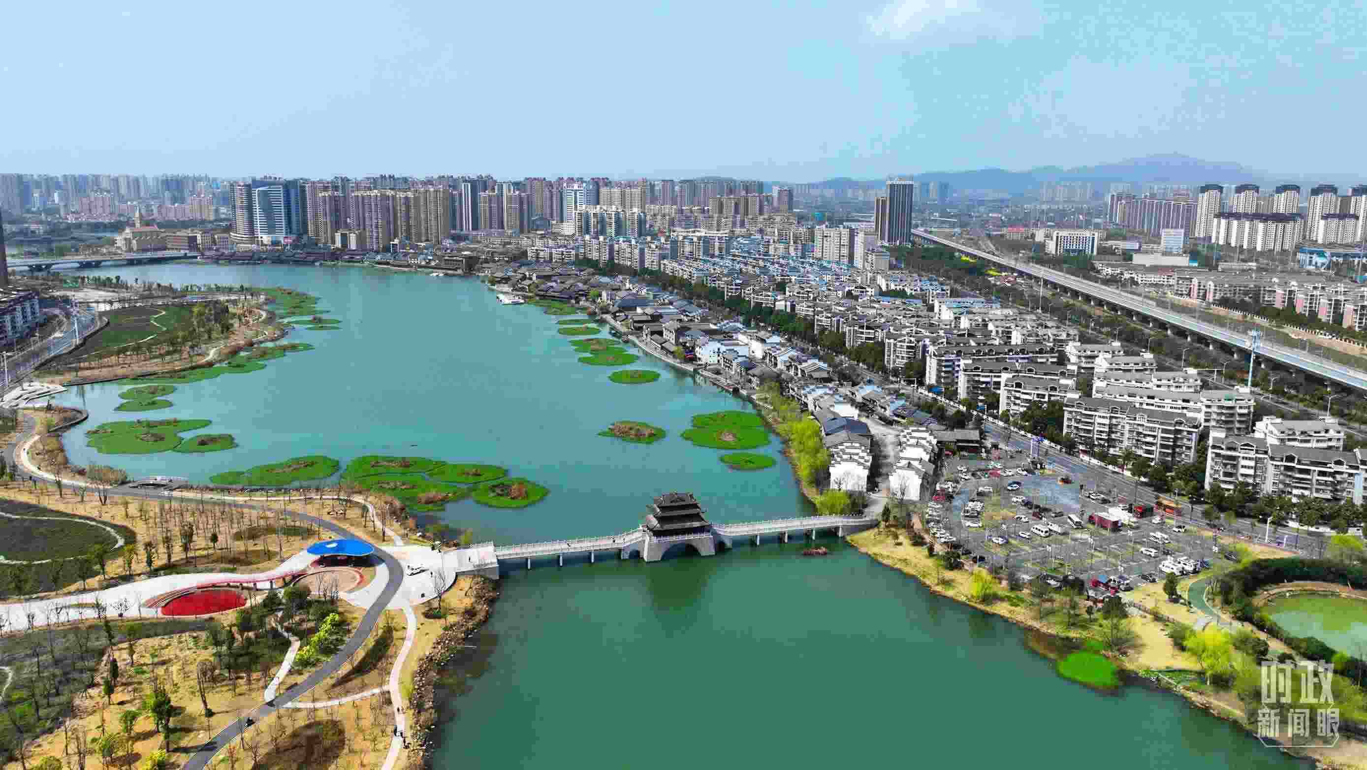 湖南常德。此次座談會前，習(xí)近平在長沙、常德兩地實地考察。（總臺央視記者范凱拍攝）