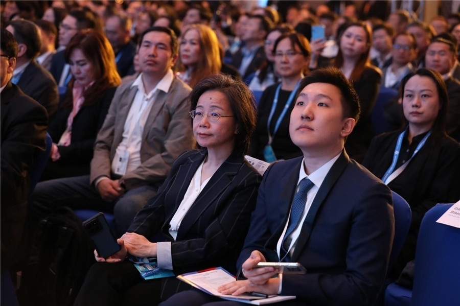 沈敏娟大使出席論壇。蒙政府官網供圖