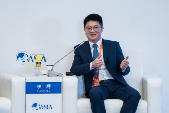 3月27日，猿輔導(dǎo)集團副總裁、人工智能研究院院長程群在分論壇上發(fā)言。新華社記者 曹夢瑤 攝