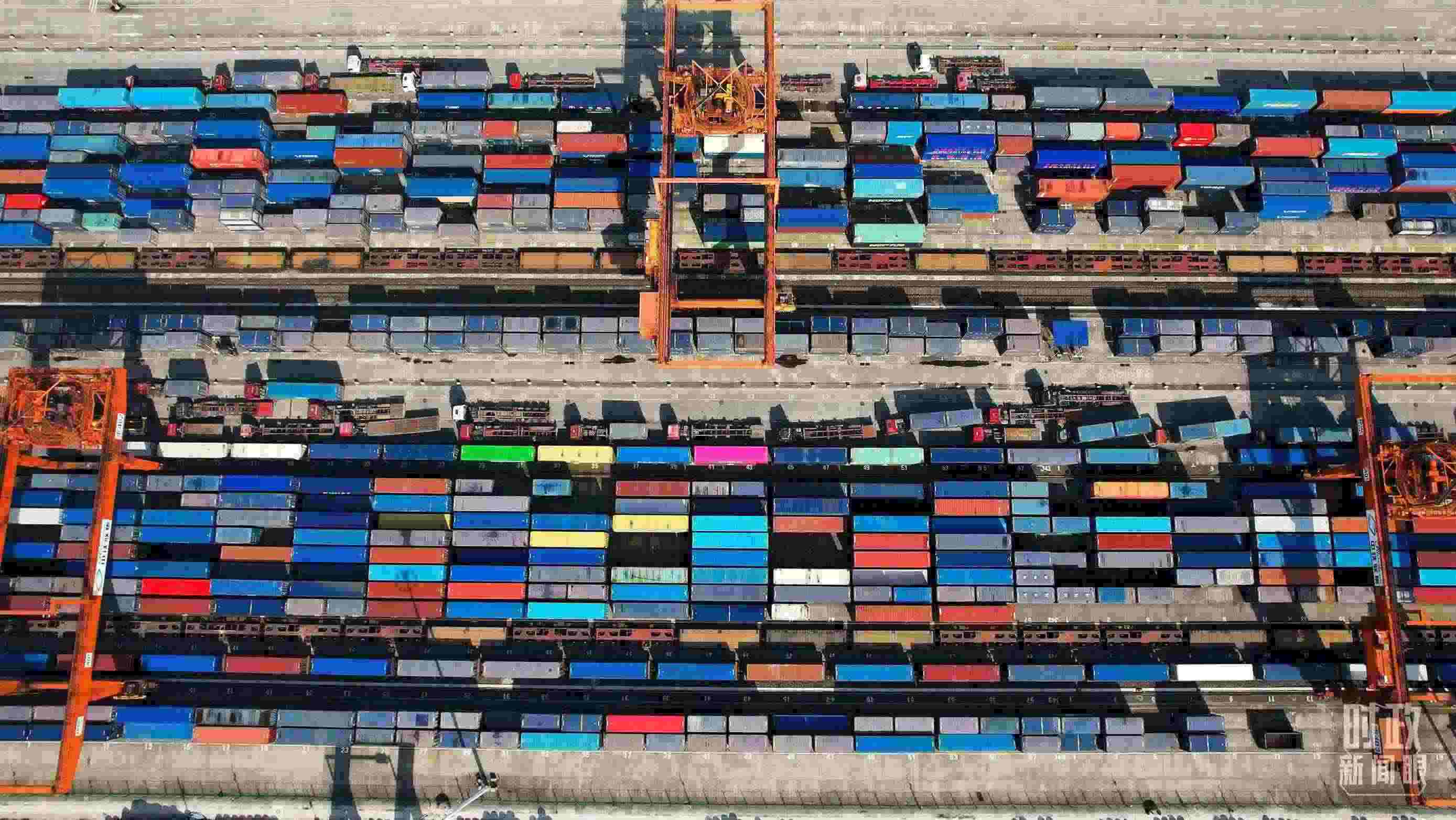 △重慶國際物流樞紐園區(qū)。（總臺央視記者范凱拍攝）