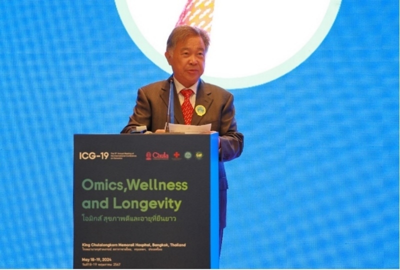 朱拉隆功大學(xué)醫(yī)學(xué)院副院長沃拉蘇克·肖特勒蘇克發(fā)表主旨演講。主辦方供圖