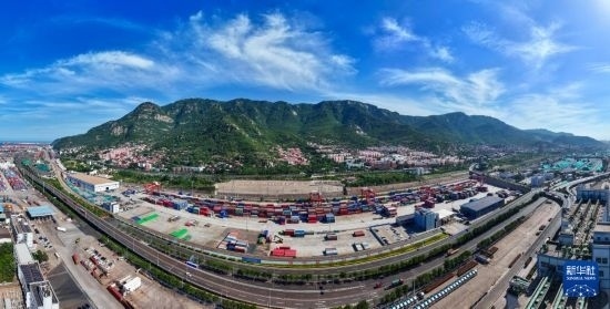 這是6月26日拍攝的中哈連云港物流合作基地（無人機(jī)照片）。新華社記者 季春鵬 攝