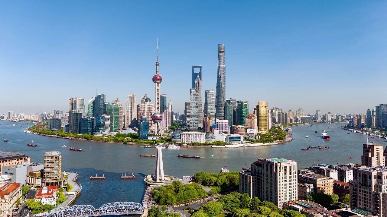 從一扇“門”、一座“城”、兩張“網(wǎng)”，看浦東新區(qū)改革常新