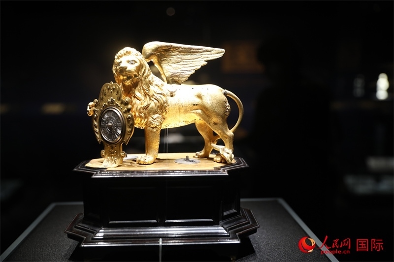 展覽“傳奇之旅：馬可·波羅與絲綢之路上的世界”展品。人民網(wǎng) 殷韜攝