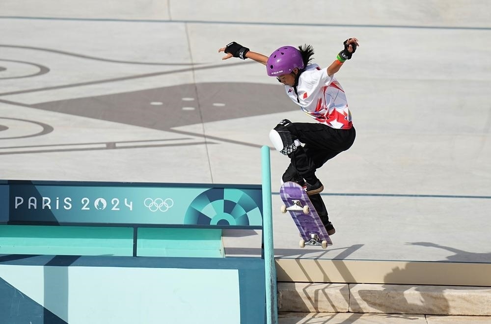 中國(guó)選手亮相巴黎奧運(yùn)會(huì)滑板比賽 圖片來(lái)源:新華社