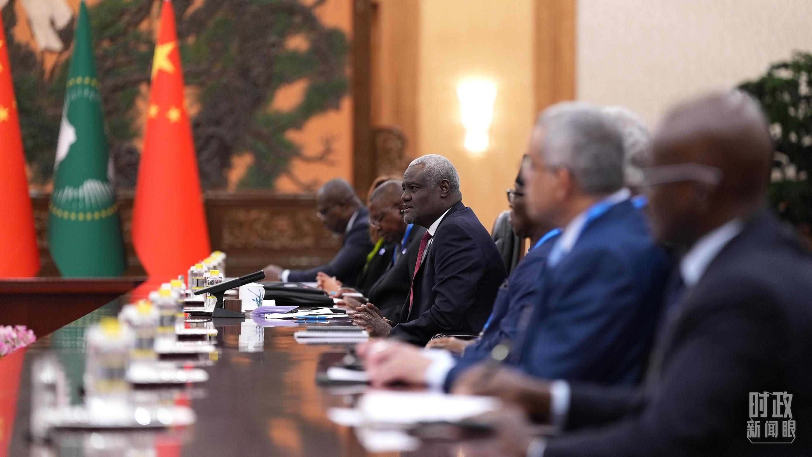  △正在參加會(huì)晤的非盟委員會(huì)主席。（總臺(tái)央視記者彭漢明拍攝）