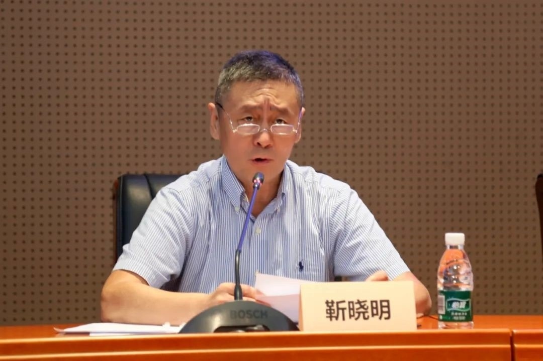 科技外交專家委員會(huì)主任委員、科技部國際合作司原司長(zhǎng)靳曉明致辭。主辦方供圖