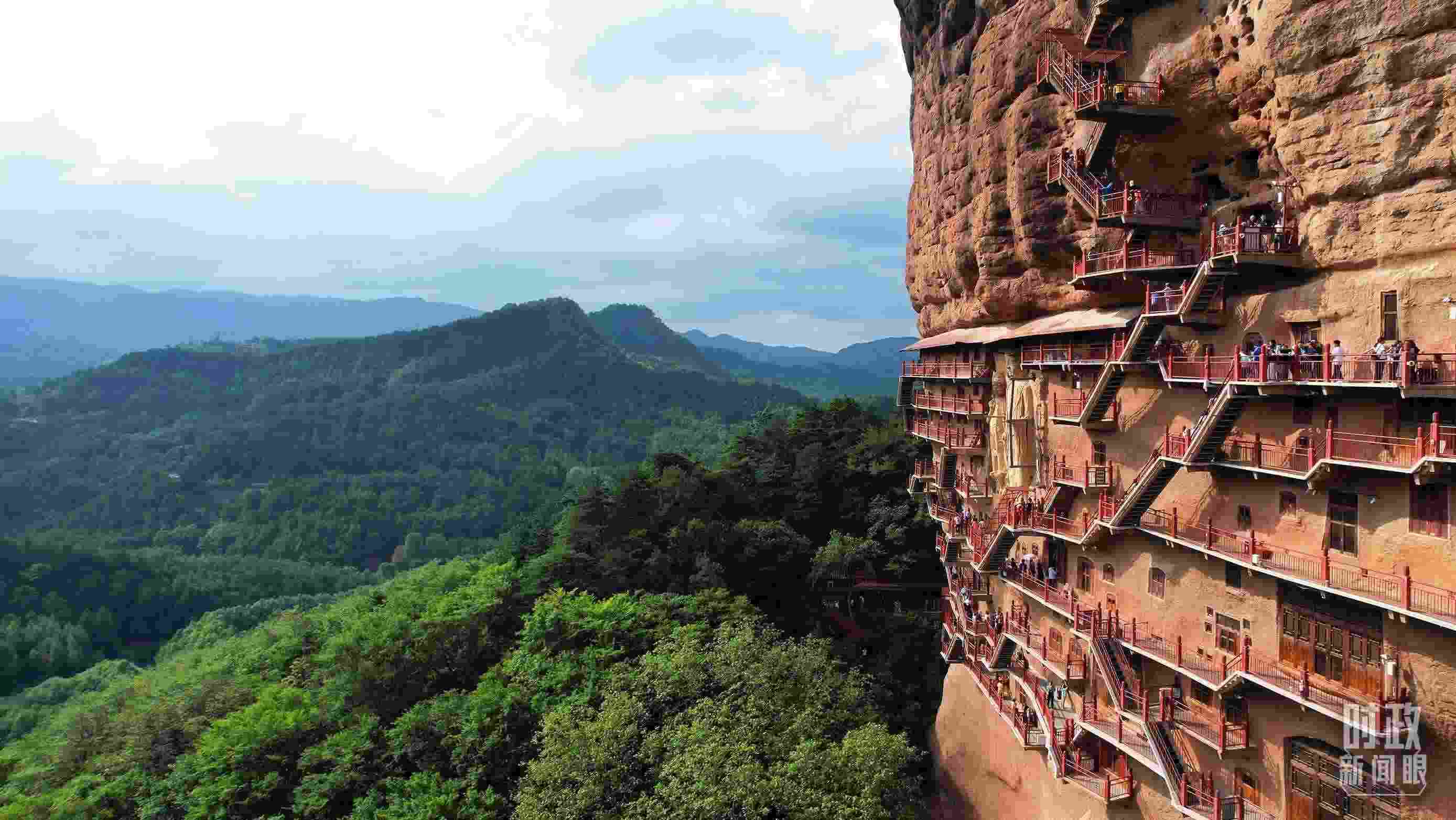 △ 麥積山石窟。（總臺記者馬凌峰拍攝）