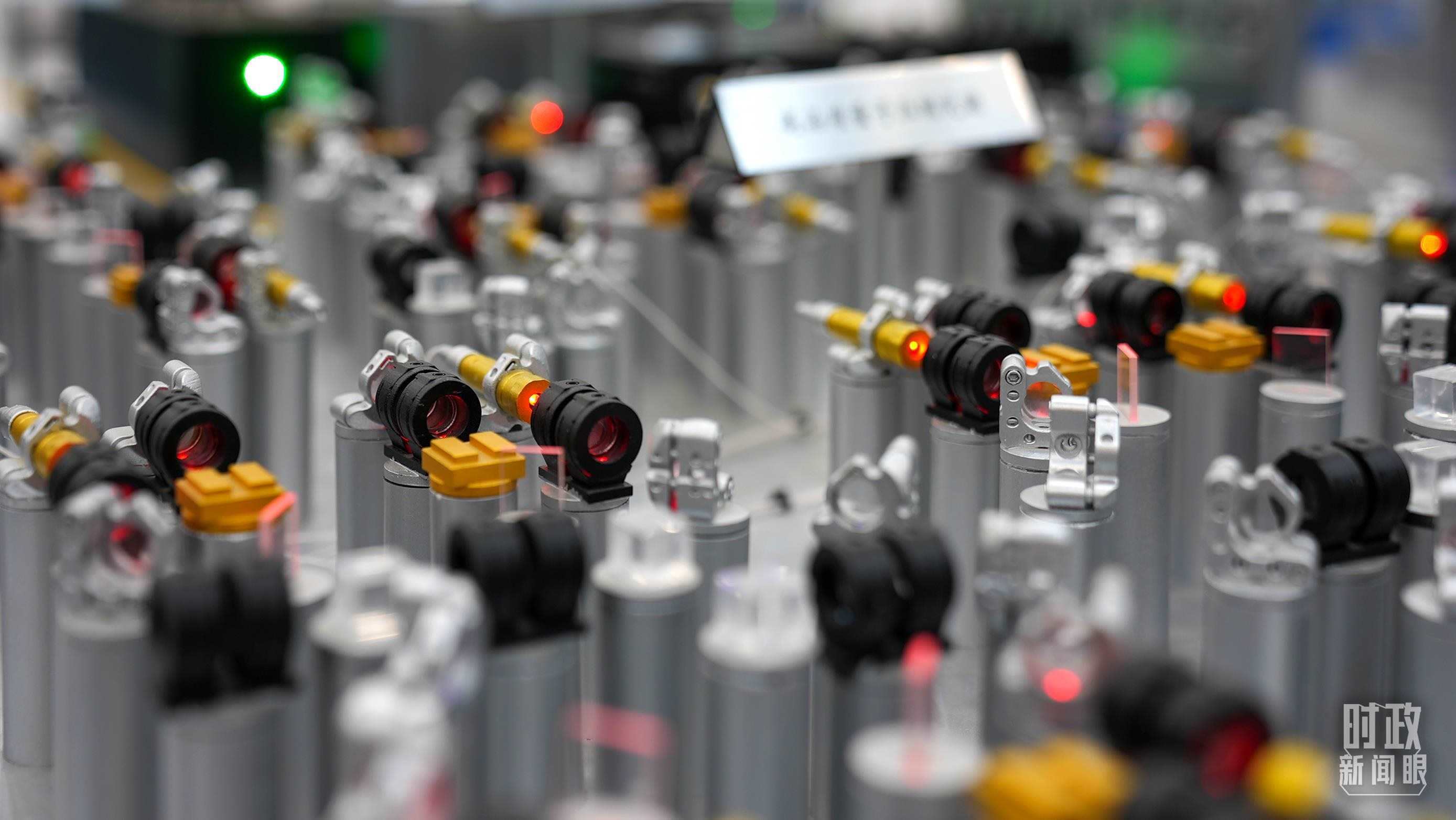 △安徽省重大科技創(chuàng)新成果集中展示的展品。（總臺央視記者金雨秋拍攝）