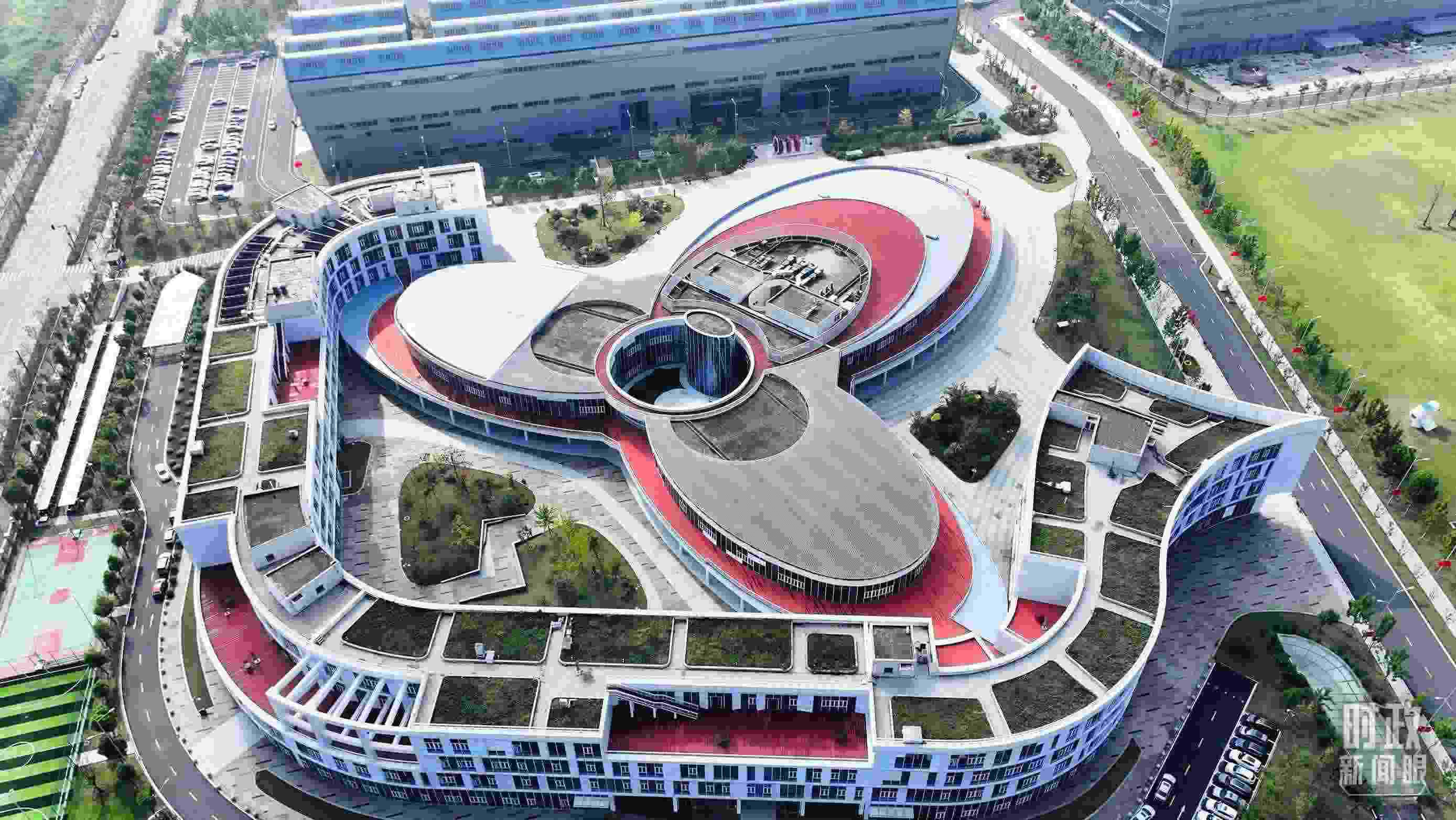 △位于合肥未來大科學城的聚變堆主機關鍵系統(tǒng)綜合研究設施園區(qū)。（總臺記者陳志猛拍攝）