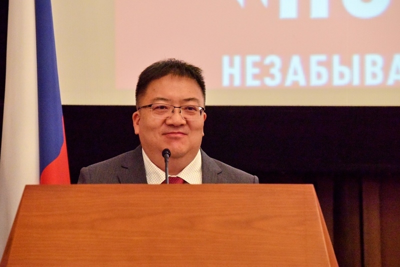 新華出版社社長匡樂成致辭。 主辦方供圖