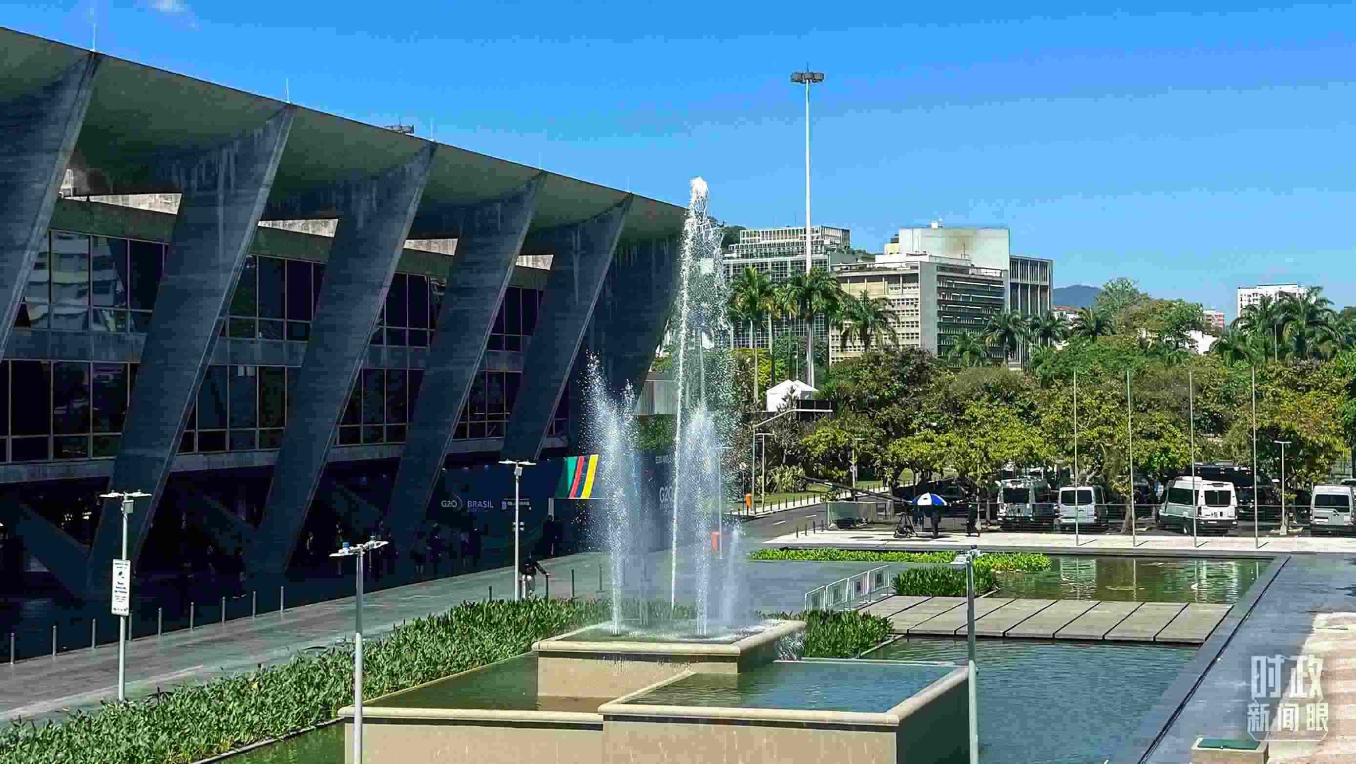 △G20峰會(huì)舉辦地，巴西里約熱內(nèi)盧現(xiàn)代藝術(shù)博物館。（總臺(tái)央視記者趙怡彬拍攝）