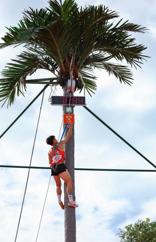 11月23日，廣東隊選手黃新鴻在比賽中。新華社記者 楊植森 攝