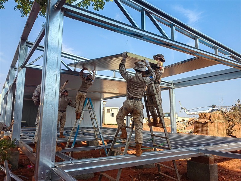 小組協(xié)同推進(jìn)工程任務(wù)。鄧原淘攝