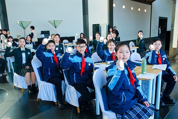 首屆全國(guó)“博物館里的大思政課”示范交流活動(dòng)。學(xué)校供圖