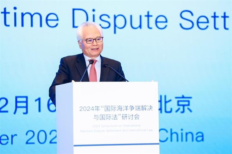 華陽海洋研究中心理事長(zhǎng)、中國(guó)南海研究院學(xué)術(shù)委員會(huì)主席吳士存在開幕式致歡迎辭。華陽海洋研究中心供圖