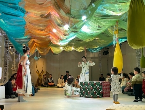 《Momoda新春嘉年華·音樂會》劇目表演。人民網(wǎng)記者 劉凡攝