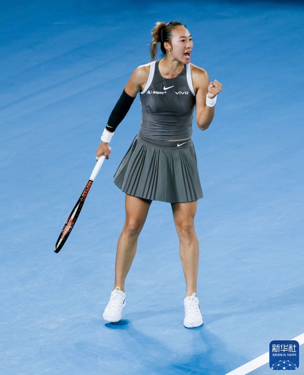 ↑鄭欽文在比賽中慶祝得分。新華社記者 馬平 攝