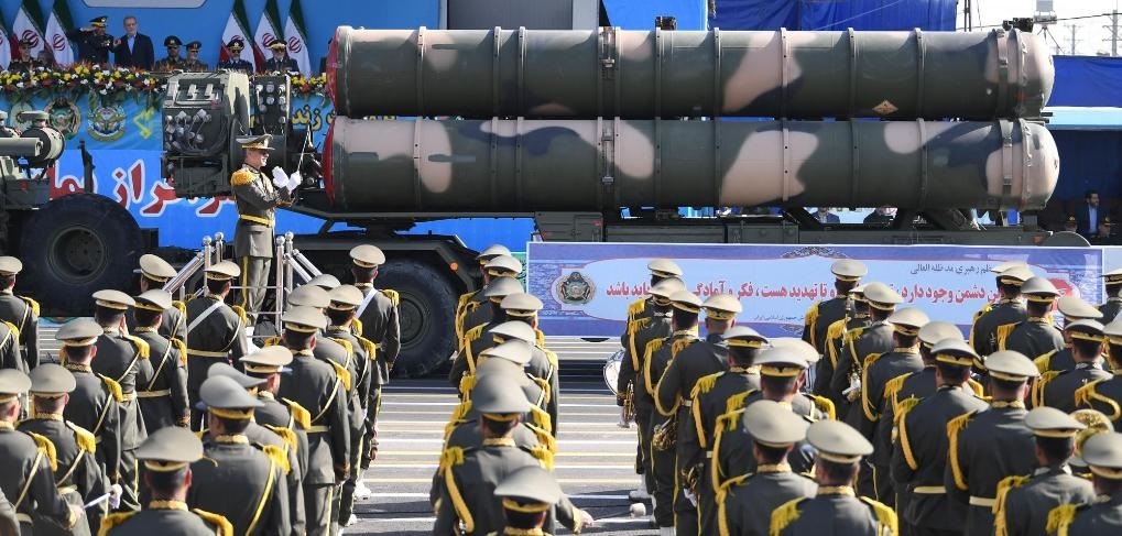 這是2024年9月21日在伊朗首都德黑蘭拍攝的閱兵式現(xiàn)場。新華社記者沙達提攝