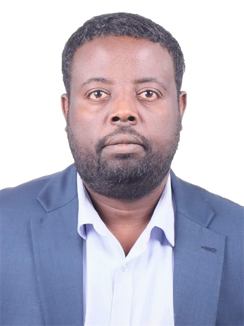 圖為埃塞俄比亞亞的斯亞貝巴大學政策研究員巴盧·德米西。受訪者供圖