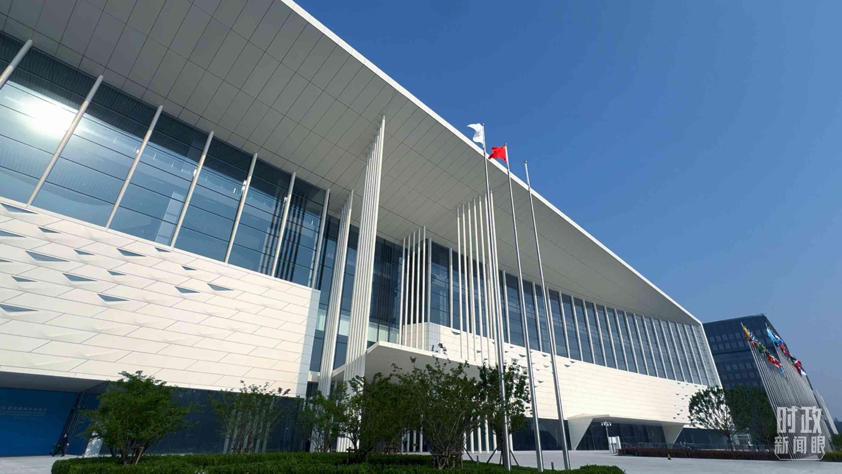 中拉論壇第四屆部長(zhǎng)級(jí)會(huì)議開(kāi)幕式在國(guó)家會(huì)議中心舉行。（總臺(tái)央視記者蔣碩拍攝）