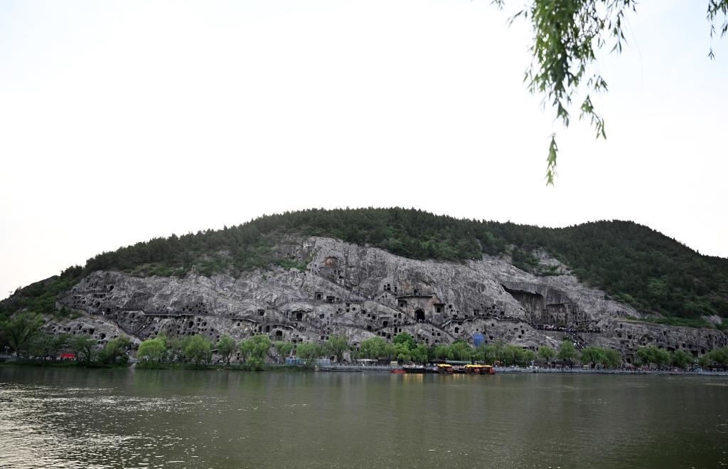 這是近日拍攝的洛陽(yáng)龍門(mén)石窟。新華社記者 李嘉南 攝